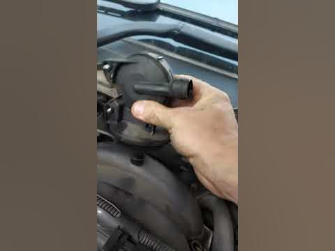 Bmw e90 n46 ccv/pcv valve easy way to change - YouTube