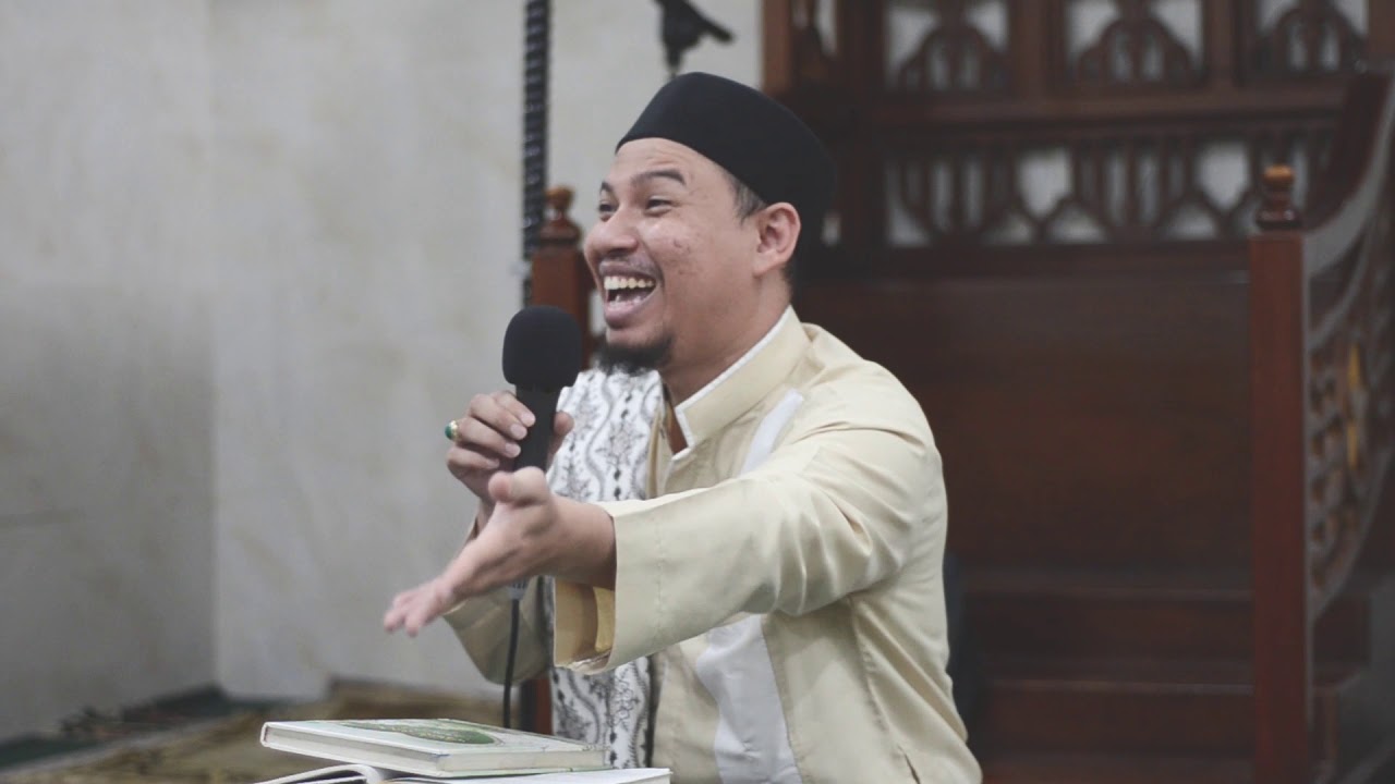 Dialog imam Syafi'i dan imam Ishak Ibnu Rahawaih (gurunya Imam Bukhari) disaksikan oleh imam Ahmad