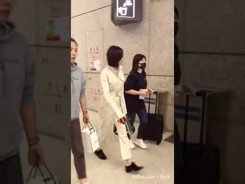 180924 Victoria - Shanghai Airport camera iphone 8 plus apk