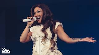 Etta – Million Dollar Smile (Live) // UMK26