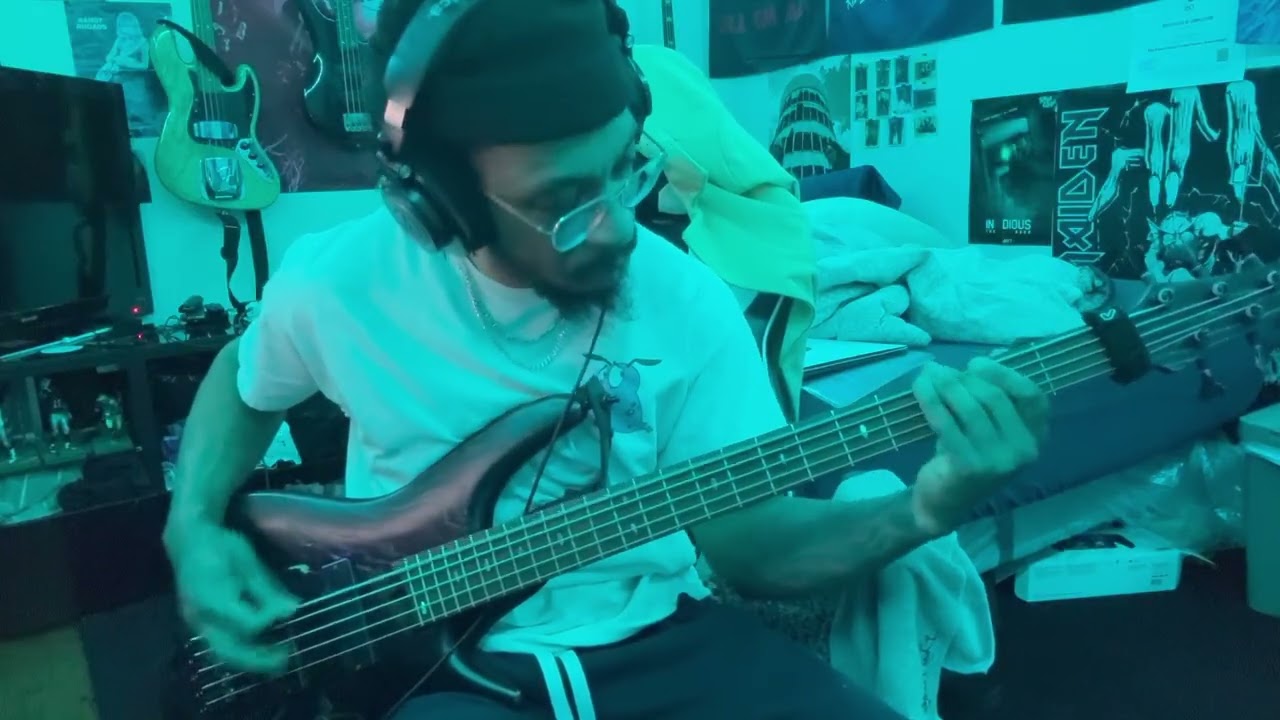 Crowbar - Planets Collide (Bass Cover) 