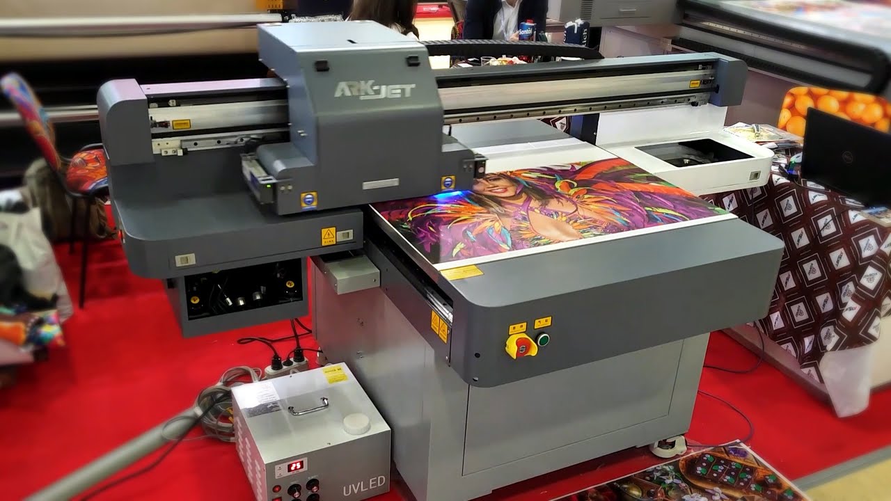 УФ-принтер ARK-JET UV6090 G5i на выставке Реклама-2022