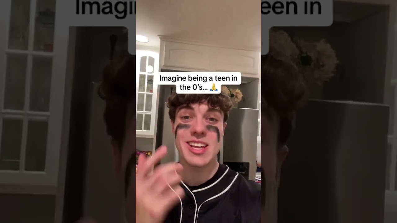 Imagine being a teen in the 0’s…🙏 auf YouTube ansehen Imagine being a teen in the 0’s…🙏 auf YouTube ansehen
