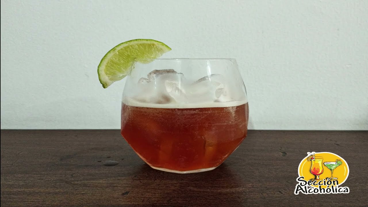 COCTEL CON JAGERMEISTER/SURFER ON ACID COCKTAIL