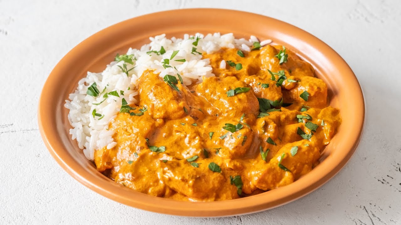 Pollo alle Mandorle Rivisitato: La Ricetta Speziata che Conquista Tutti!