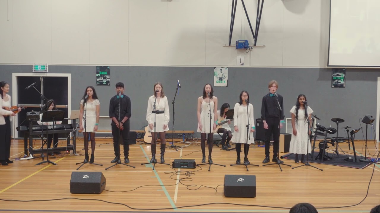 Macleans Small House Choir 2022 | Upham - Fix You - Cold Play