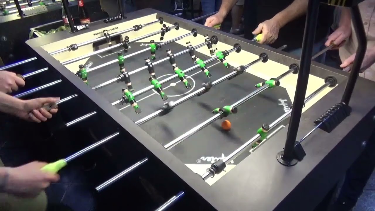 Bernard Hardy .Enzo Carlotti / Julie Abouhou .Olivier Della Torre .