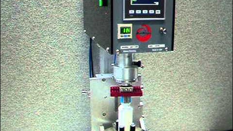 Servo ST-120 Torque Tester with Universal Tooling