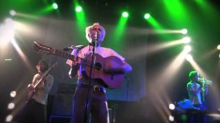 FLOATINGHOME - Pill Song (live @ Botanique)