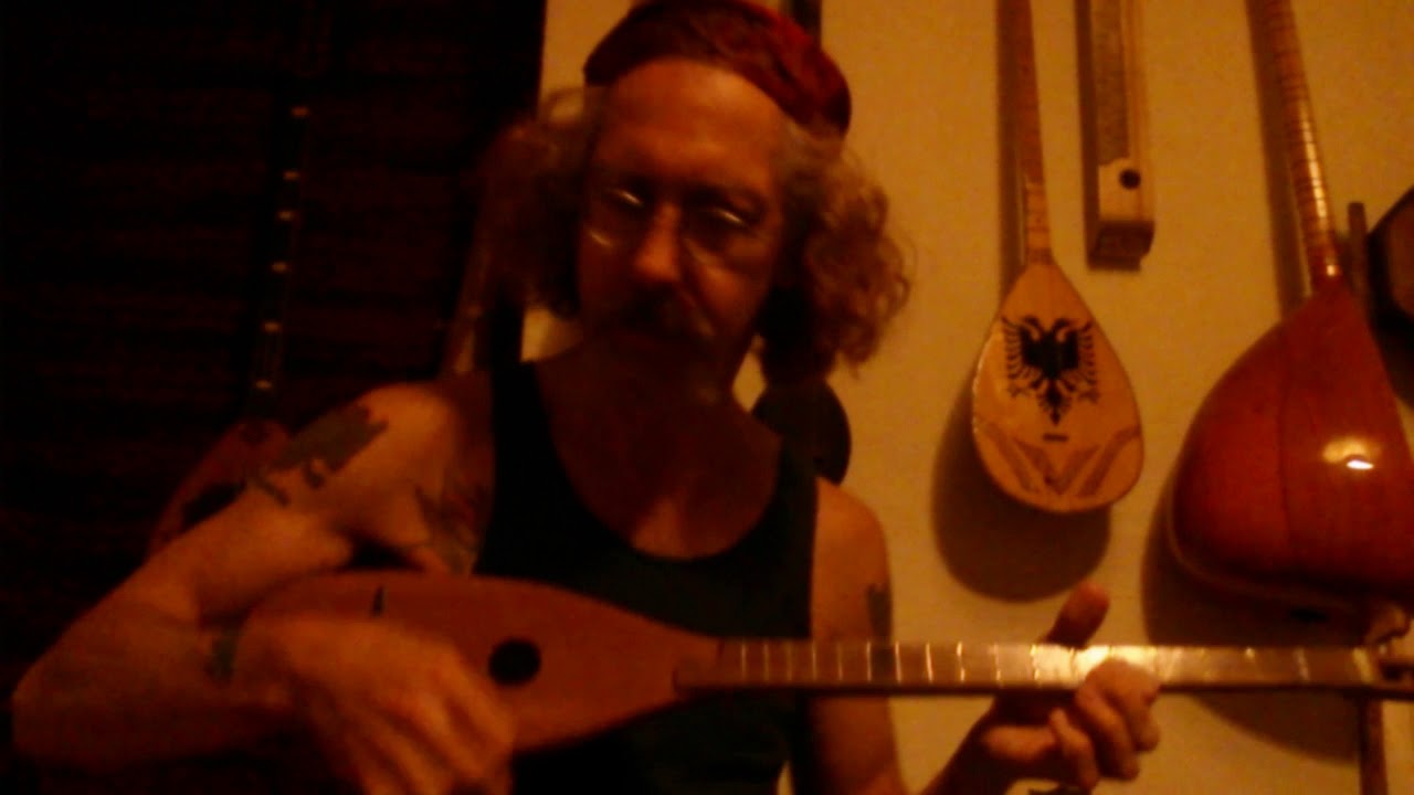 Improv on Macedonian tambura YouTube