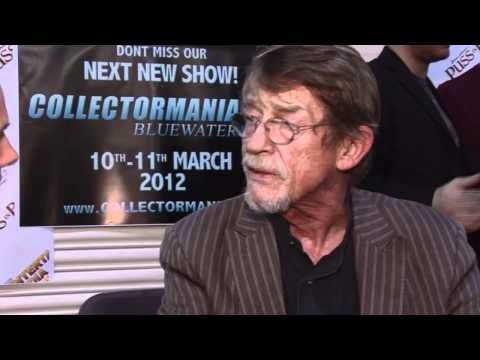 Video: John Hurt: Biografi, Karriere, Personlige Liv