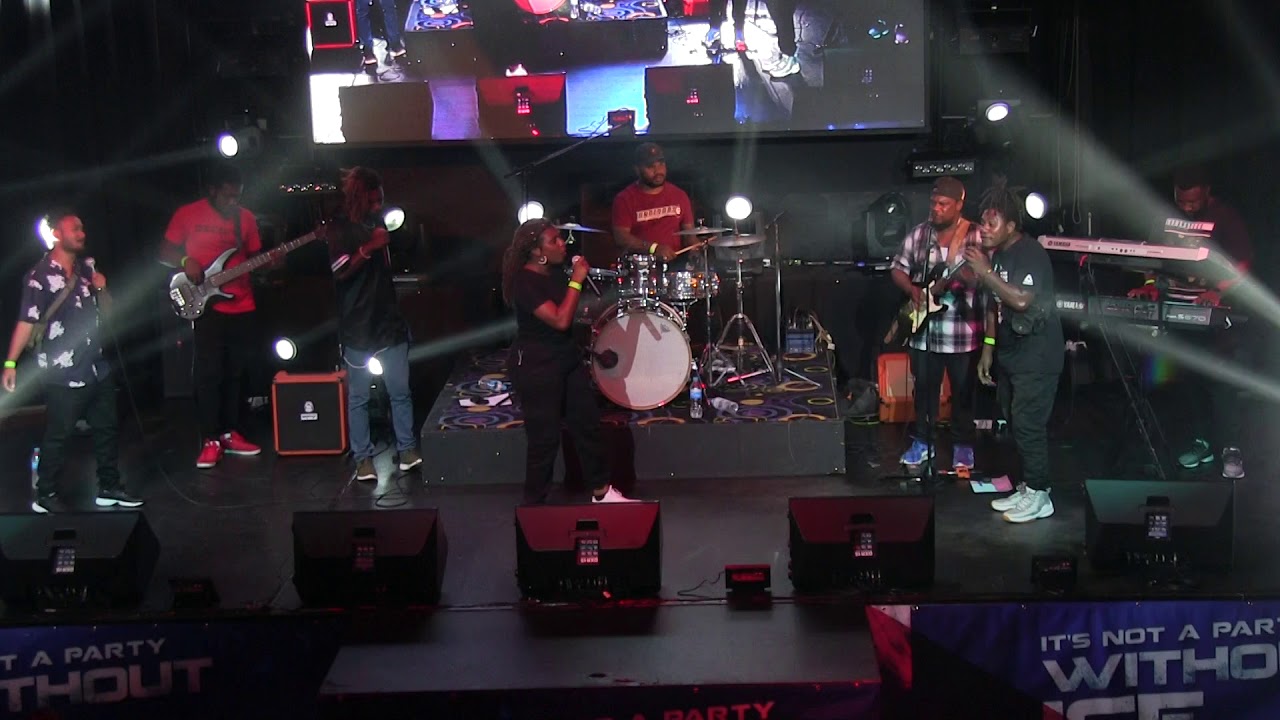 Roxette Feat CamiBee Live@Cosmo