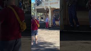 Miguel meets members of the Disneyland band