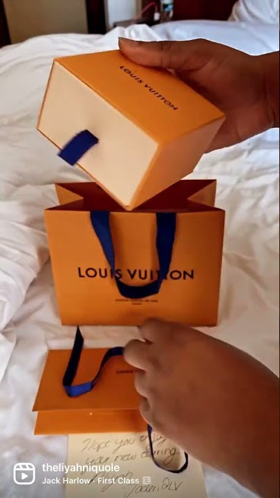 B Blossom by Louis Vuitton // FASHION - THE Stylemate