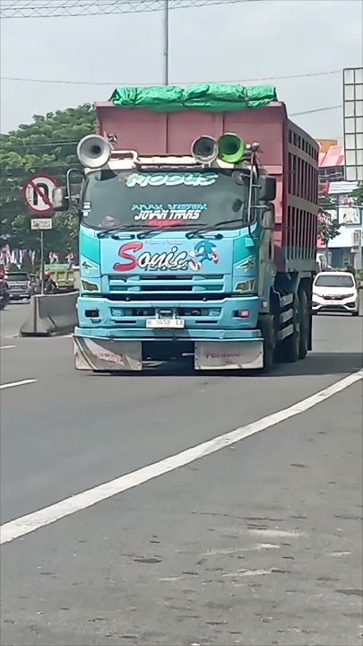 Suara Truk Tololet #suarajalanraya #suaramotordijalan suarakendaraan #suarakendaraan #busmania