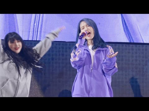 191109 아이유(IU) - 블랙아웃 (Black out)  직캠 @ Love, Poem 인천 콘서트 앵앵콜 [4K]