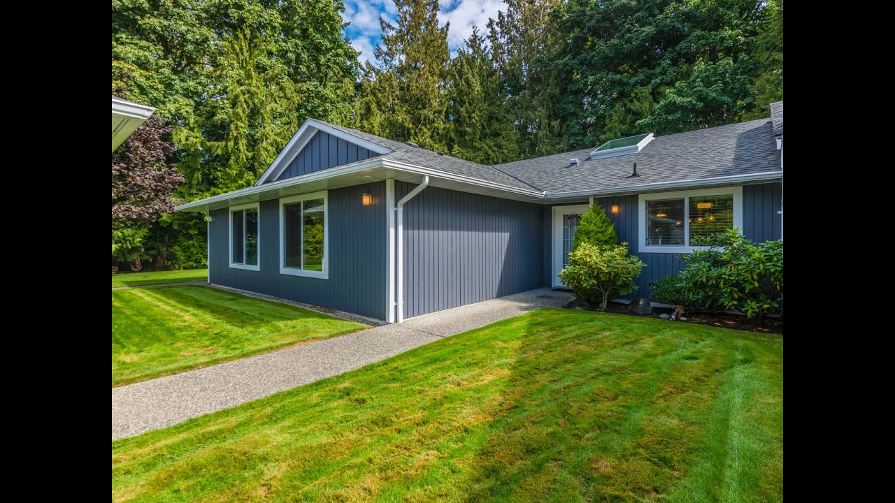 4650 Hoylake Rd W, Qualicum Beach YouTube