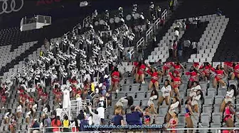 Showtime Marching Band & Ooh La La! - Skin