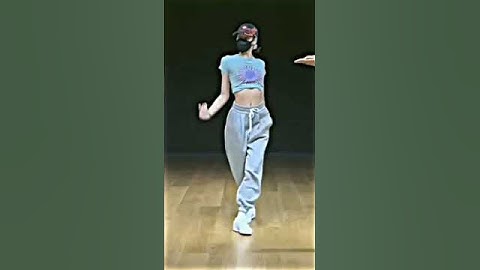 Thumbnail of one dance Lisa edit💗🥵#blackpink #lisa