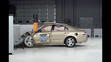 2008 Ford Fusion driver-side small overlap IIHS crash test (ninth test)