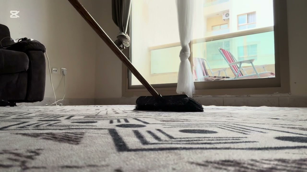 Deep cleaning my living room📺☎️📻تتظيف عميق لغرفه المعيشه 🪜