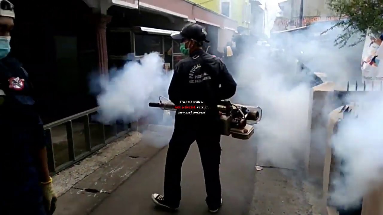 Fogging di wilayah RW 07 Pejaten Timur,Pasar Minggu.