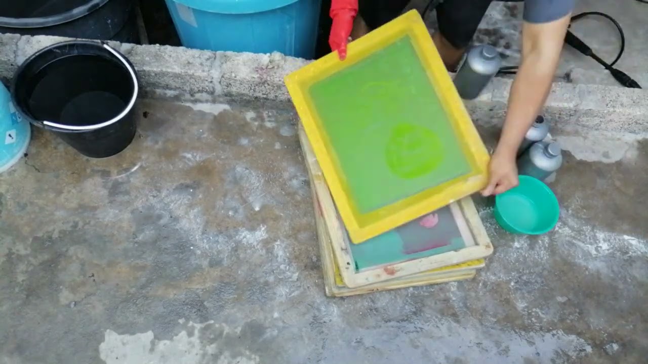 Tutorial serigrafía: COMO LIMPIAR Y RECUPERAR UNA MALLA DE SERIGRAFÍA