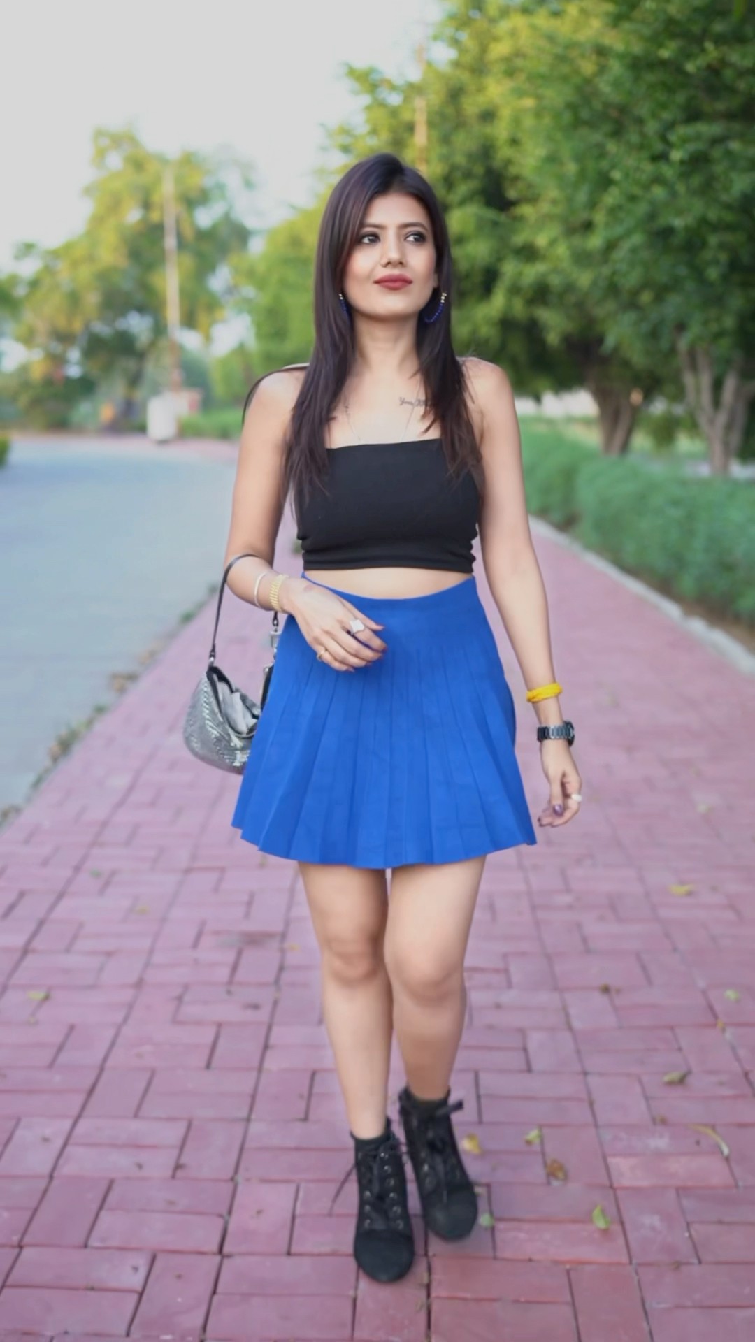 Wait for the twist ?? #shorts #ytshorts #couplegoals #khwahishgal