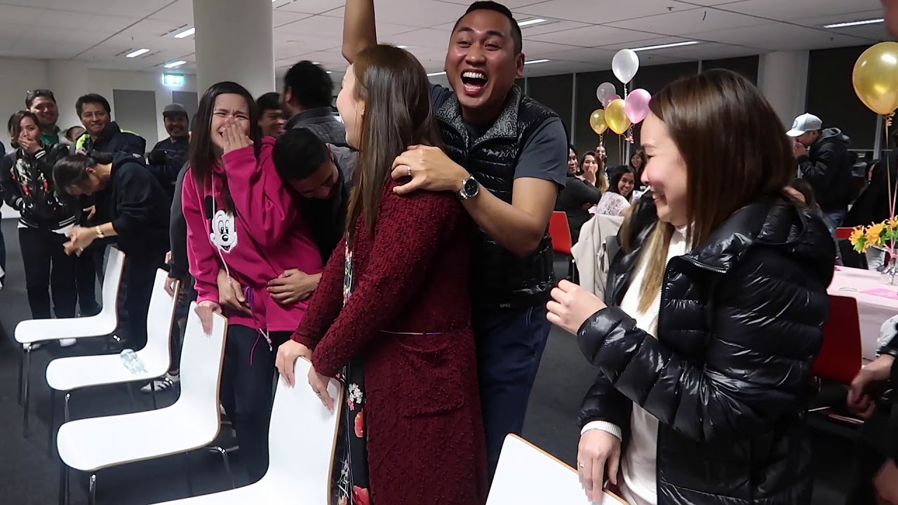 Baby Shower Parlor Games Pop the Balloon YouTube