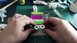 How to make Miniature Toilet Paper Rolls