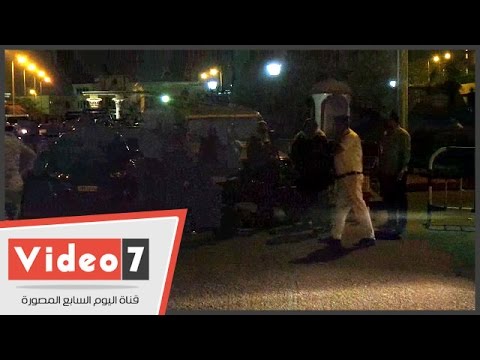 أهالى قضاة العريش يتجمعون أمام مطار ألماظة لاستلام جثامين ذويهم