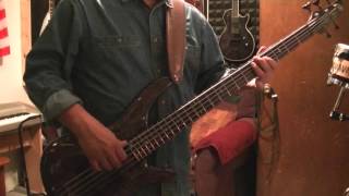 Video thumbnail of "Grupo Control-Cumbia con la Luna (bass cover)"