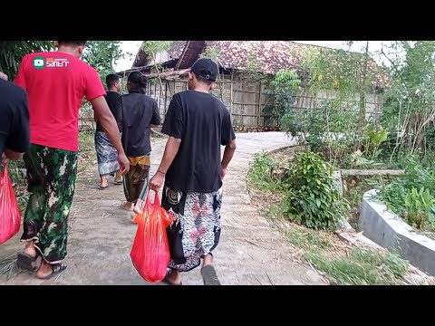 SANG SANTRI BERBAGI