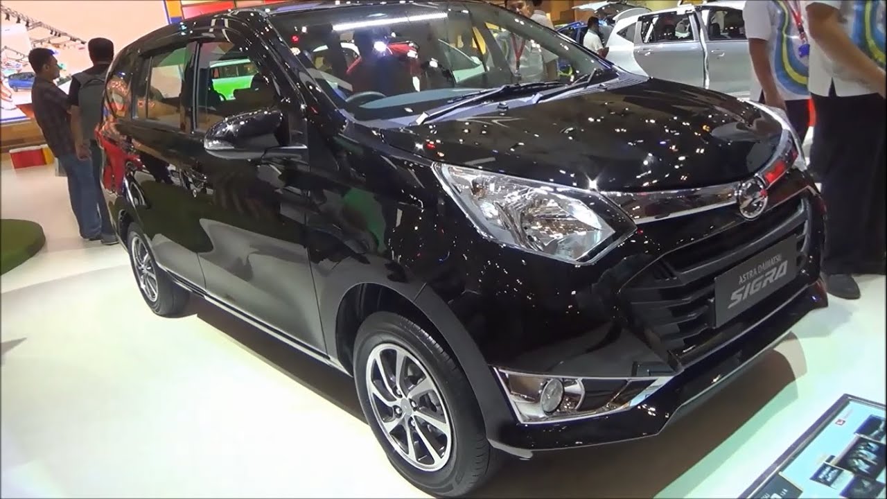 Review Awal Daihatsu Sigra R GIIAS 2016 Indonesia YouTube