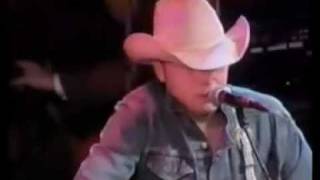 Watch Dwight Yoakam The Last Time video