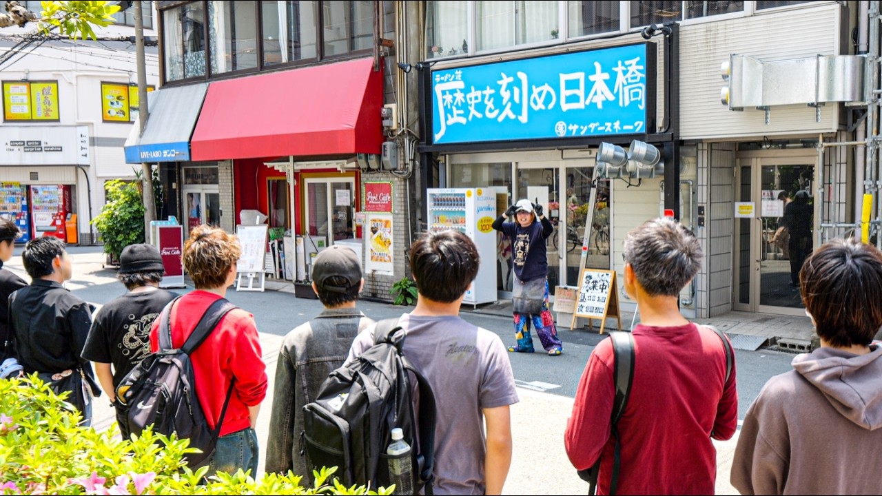 全国から二郎系大食い自慢アニキ達が集結する大阪最強デカ盛りラーメン屋丨Incredible Japanese Ramen