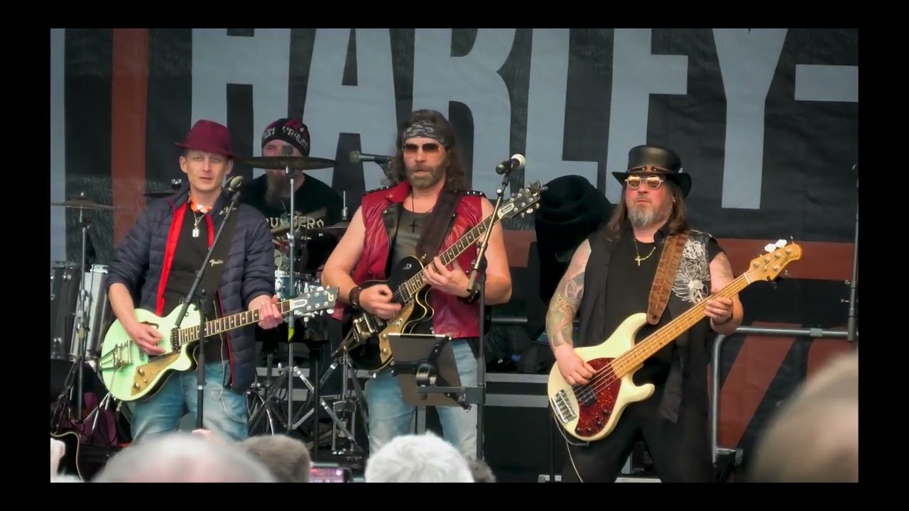 Boerney & Die Six Packs Harley Days 2023 Hamburg