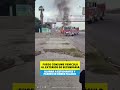 Fuego Consume Vehículo al exterior de secundaria