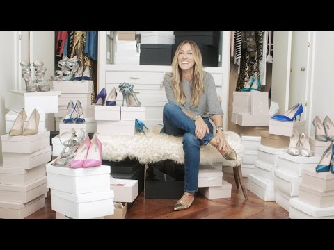 Video: Sarah Jessica Parker Brings Her Shoes To Carrie's House