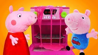 George Pig and Peppa Pig toys. A dinner for Daddy Pig and Mummy Pig. screenshot 1