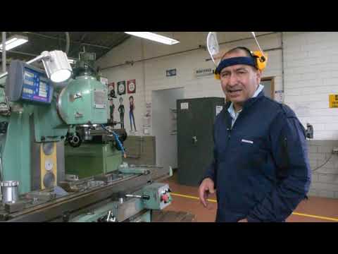 Vídeo: Fresadora de fusta - màquina universal
