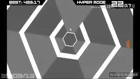 !! Playing super hexagon on hyper mode for pro only !!
