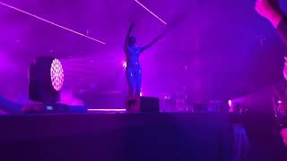 Snoh Aalegra “In Your Eyes” Live in Philadelphia, PA