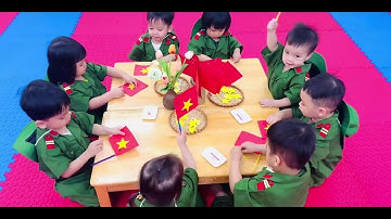 [TRƯỜNG MN HOA QUỲNH] HOẠT ĐỘNG TRẢI NGHIỆM “ BÉ LÀM CỜ TỔ QUỐC”