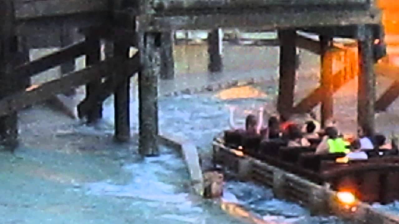 Canobie Lake Park - Ali on Boston Tea Party ride - YouTube