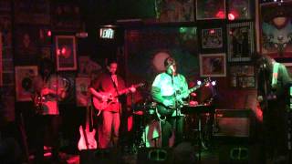 Flash Mountain Flood - &quot;Sugaree&quot; - Quixotes True Blue 12-1-14 Denver, CO SBD HD tripod