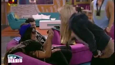 Discusso entre Jssica e Alexandra
