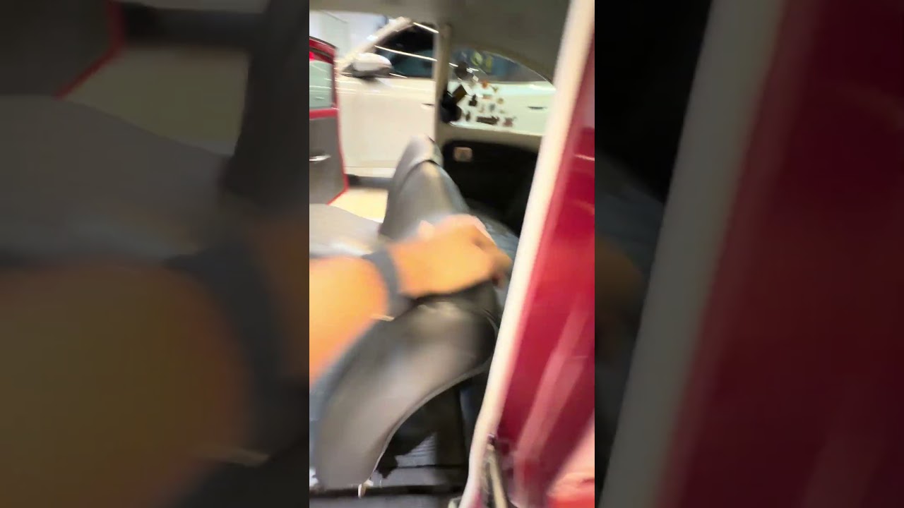 Fusca com Rádio da época transformado FM e Bluetooth + Alto falantes e Subwoofer 🚗❤️