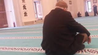 Rüyada ölmüş birini canlı görmek, ölmüş babayı görmek, ölmüş biriyle konuşmak, ölmüş anneyi görmek