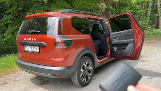 DACIA Jogger FACELIFT 2026 - PRACTICALITY, REAR TABLE, cameras, AC controls (5 SEATER Hybrid) @crospotter13
